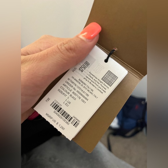 NWT Burberry Taryn Sweatshirt - Picture 5 of 6